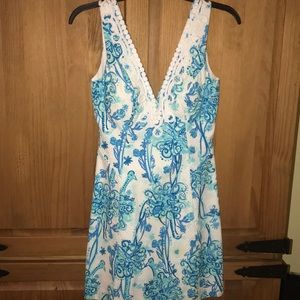 LILLY PULITZER DRESS BLUE AND WHITE
